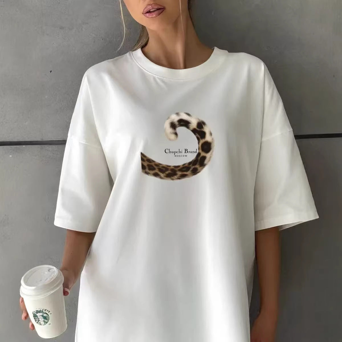 Leopard print tail printed short sleeved T-shirt for women