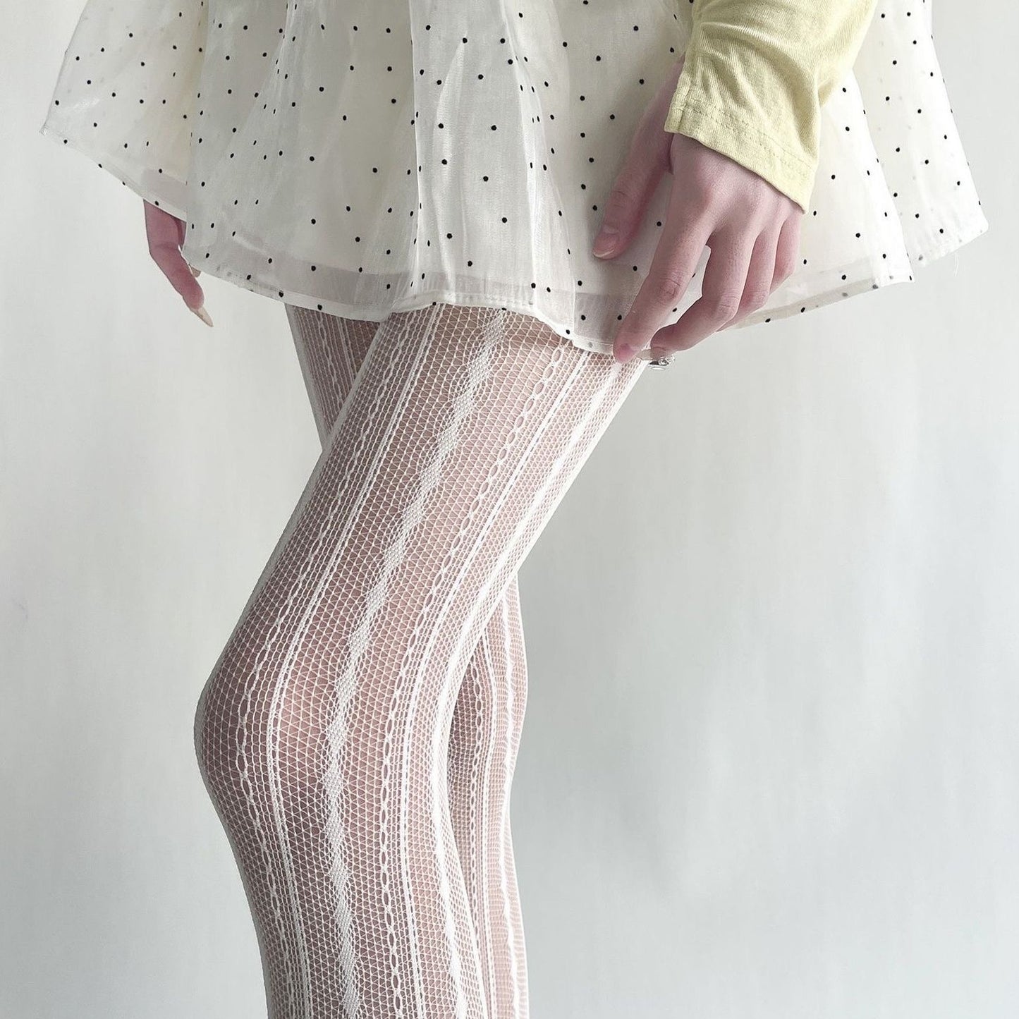 Spring and Autumn Stripe Deep Red Millennium Trendy Slimming Tights with Vintage Subtle Pattern, Sexy Style, Versatile Lightweight Pantyhose
