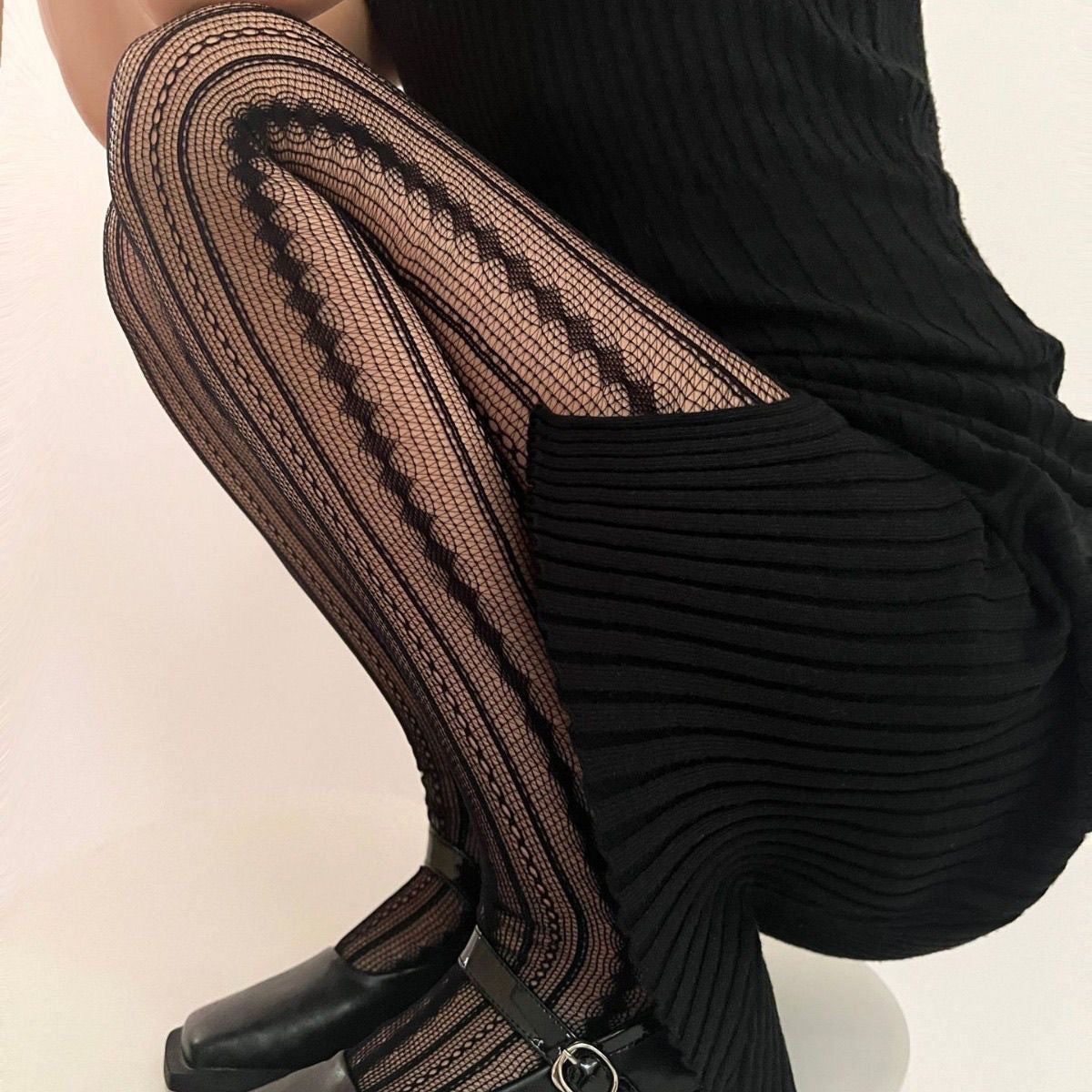 Spring and Autumn Stripe Deep Red Millennium Trendy Slimming Tights with Vintage Subtle Pattern, Sexy Style, Versatile Lightweight Pantyhose