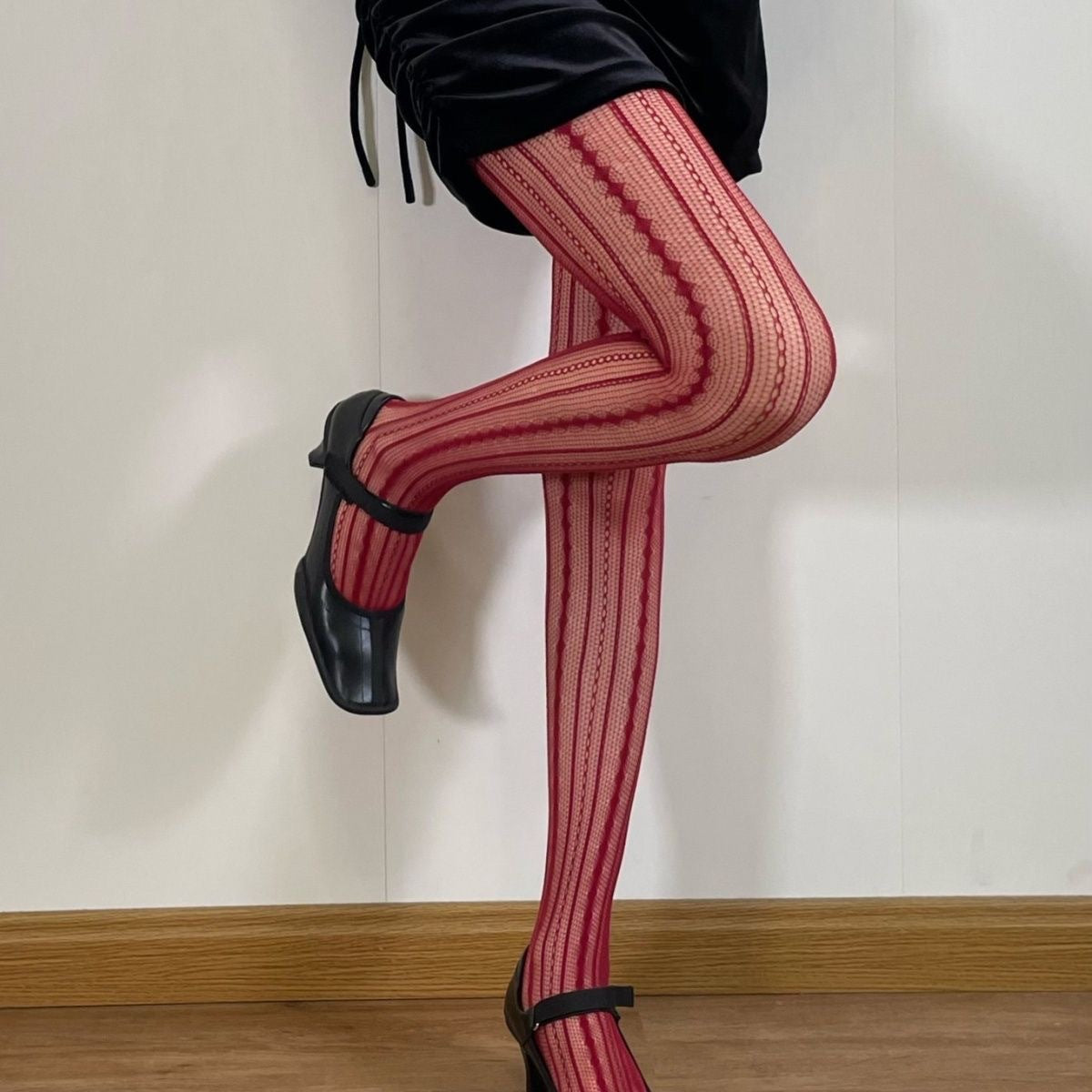 Spring and Autumn Stripe Deep Red Millennium Trendy Slimming Tights with Vintage Subtle Pattern, Sexy Style, Versatile Lightweight Pantyhose